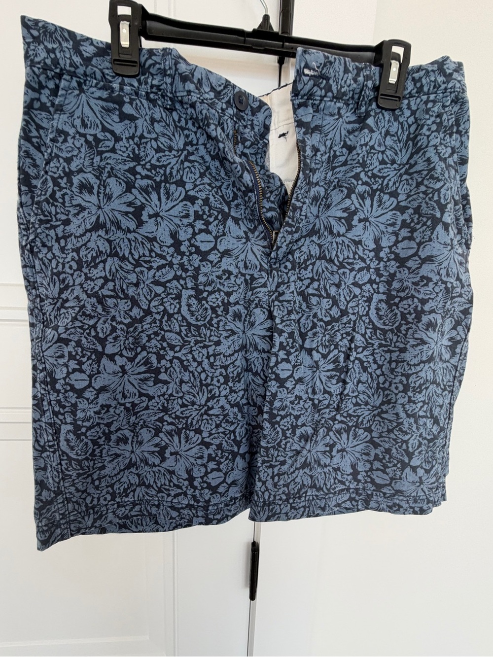 Men’s St John’s Bay Blue Shorts Waist 34 Leg 9.5”